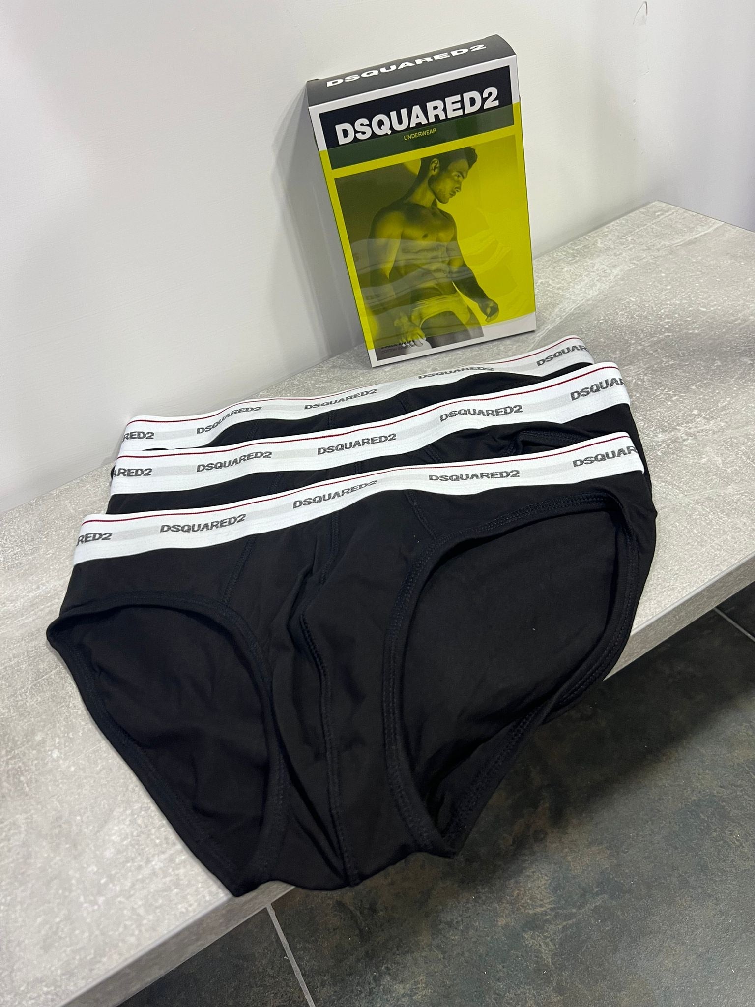SLIP DSQUARED2